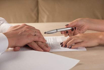 What to Do When a Spouse Refuses to Sign Divorce Papers 